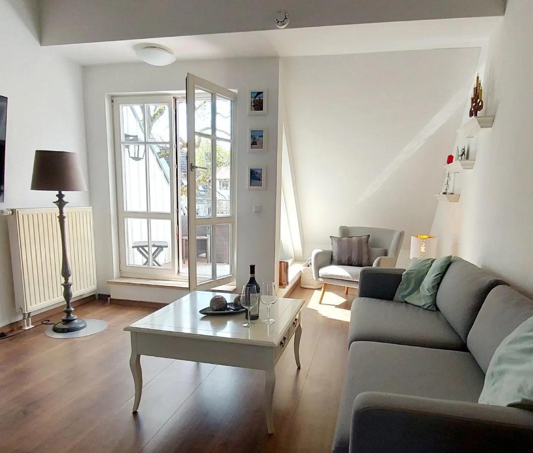 Hochwertige Ferienwohnung Direkt Am Wasser Mit Balkon 그라이프스발트 외부 사진