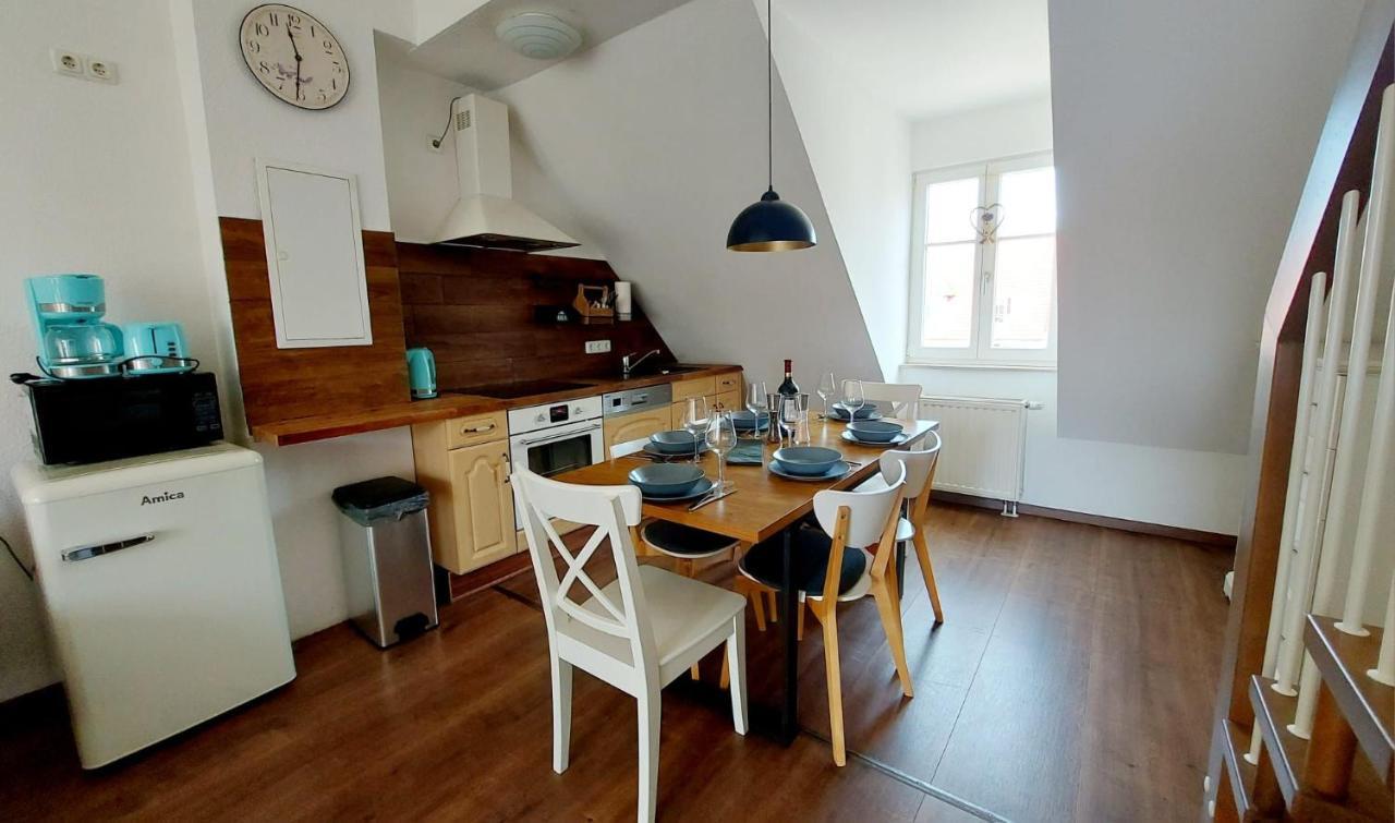 Hochwertige Ferienwohnung Direkt Am Wasser Mit Balkon 그라이프스발트 외부 사진